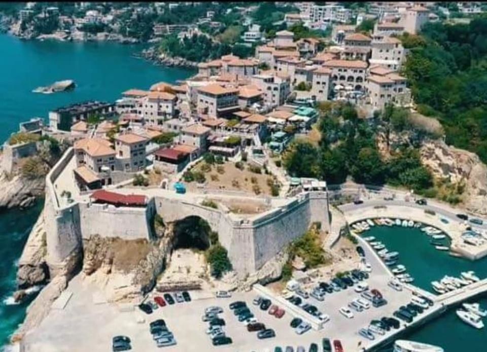 Отели типа «постель и завтрак» Apart-Luxury accommodation&beach Улцинь-27